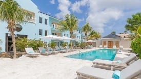 Dolphin suites & wellness Curacao