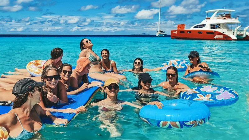 Klein Curacao | TopCat (BlueFinn) 12 klein curacao breeze water fun 800x450 1