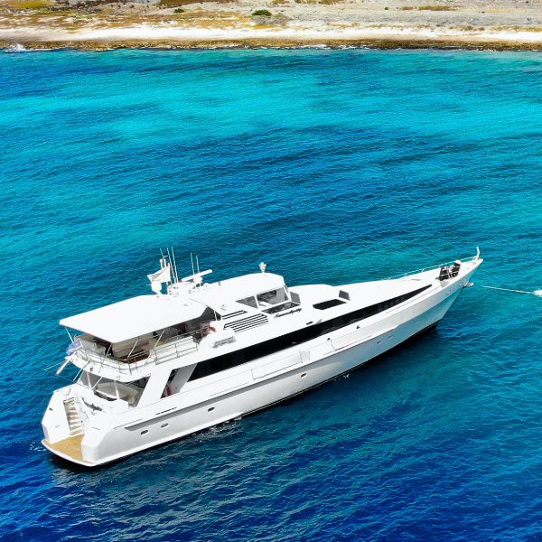 Klein Curacao Miss Ann motor yacht Serendipity