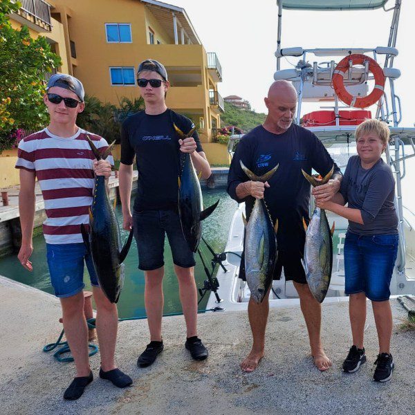 Bela captura! Big Game Fishing Curaçao
