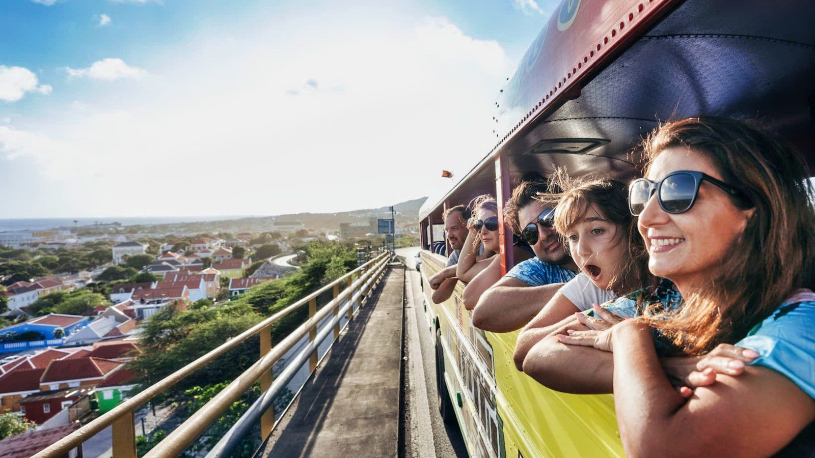 Passeio de ônibus em Willemstad Curaçao