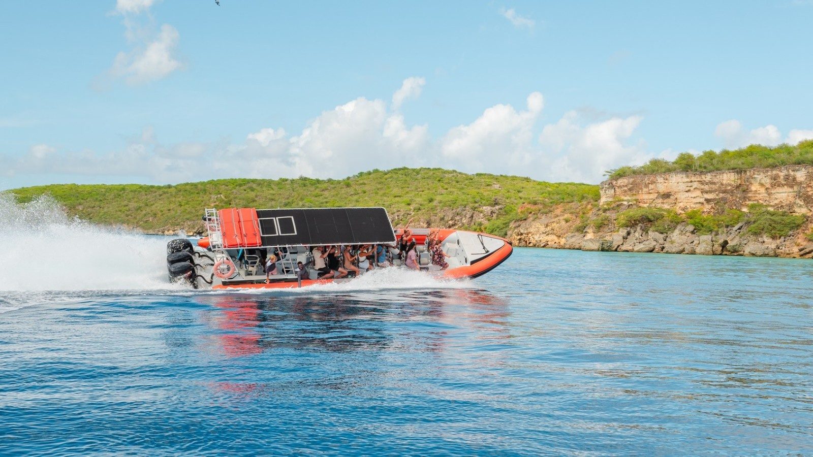 Powerboat Caribbean Curacao