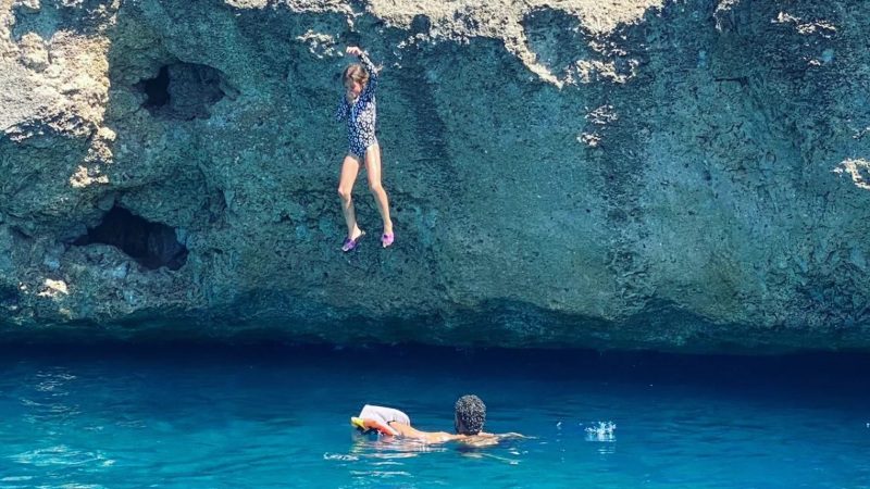 powerboat westcoast springen in zee 800x450 1