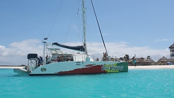 Catamaran op Curacao 5 catamaran curacao cool runnings irie tours jonalisa