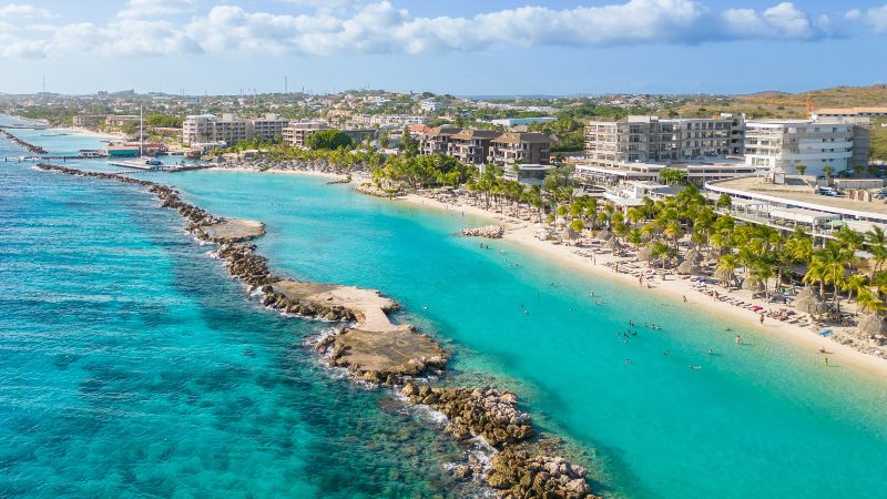 Dolphin Suites mambo beach curacao 800x450 1