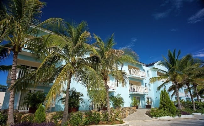 dolphin suites curacao front 650x402 1