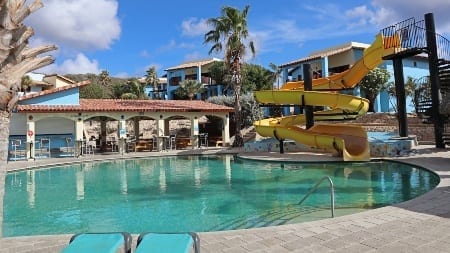 kunuku-aqua-resort-curacao-450x253 kunuku aqua resort curacao zwembad glijbaan
