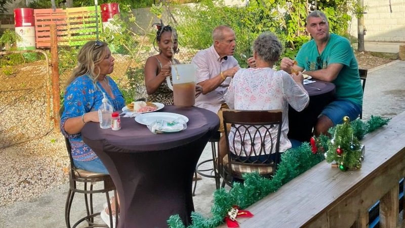 Caminhada com comida local Curaçao Otrobanda Dundu Tours