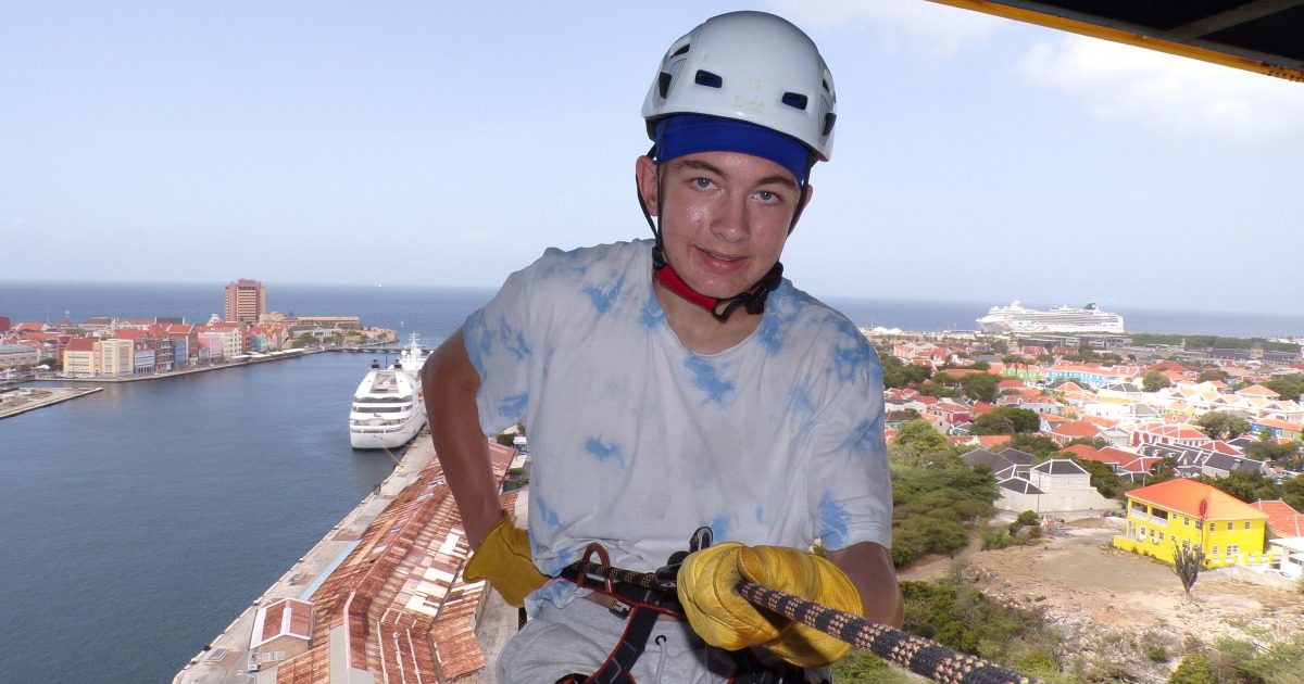 curacao abseilen julianabrug