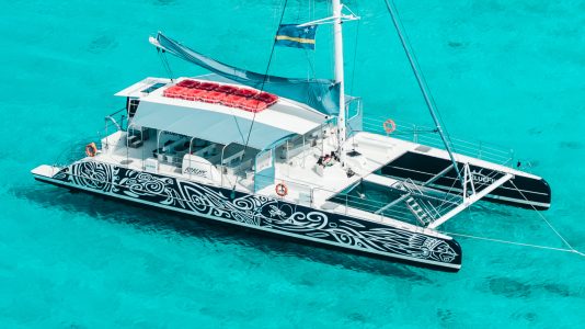 apache bluefinn catamaran klein curacao 1920x1080 1