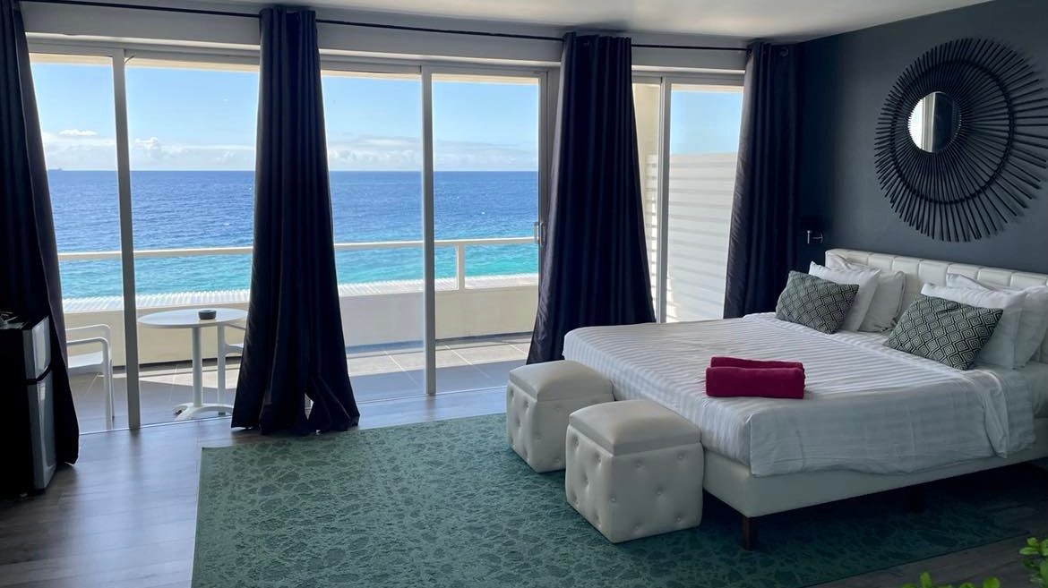 Saint Tropez Curacao ocean view