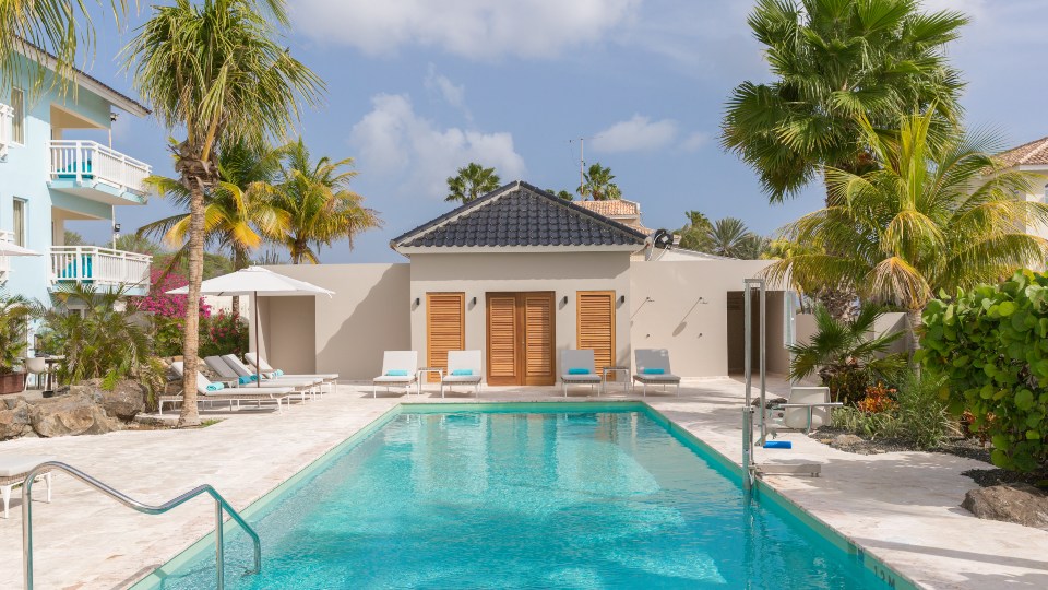 Dolphin Suites Curacao