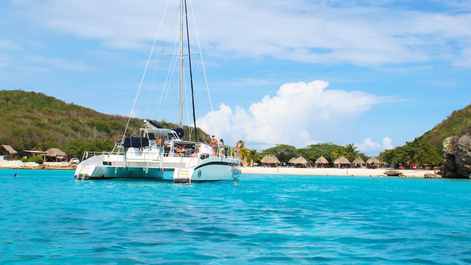 beaches BBQ en Blue Room catamaran