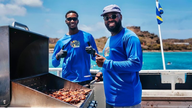 Half day snorkel lunch bbq 800x450 1