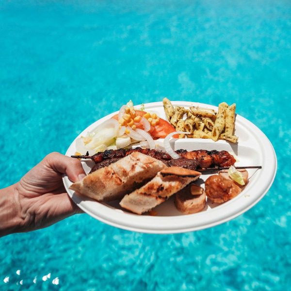 Almuerzo barbacoa en catamarán Westcoast