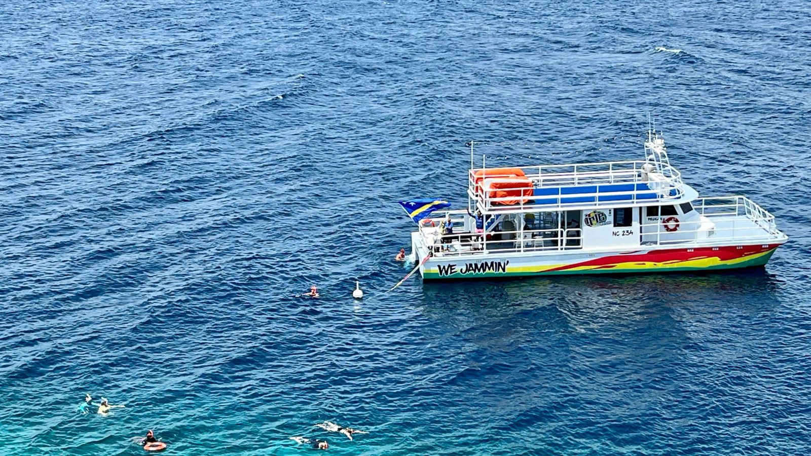 half day snorkel lunch 1600x900 1