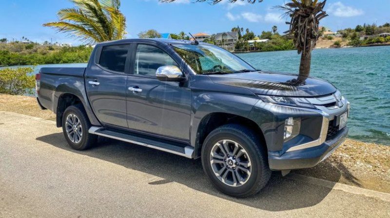 alquiler de coches curacao pick-up | Mitsubishi L200 4x4