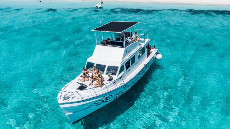 prive trip curacao luxe motorboot 800x450 1