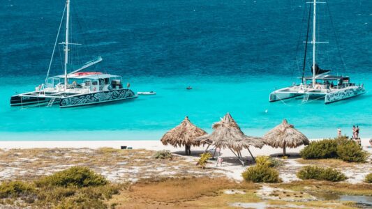 bluefinn catamaran klein curacao