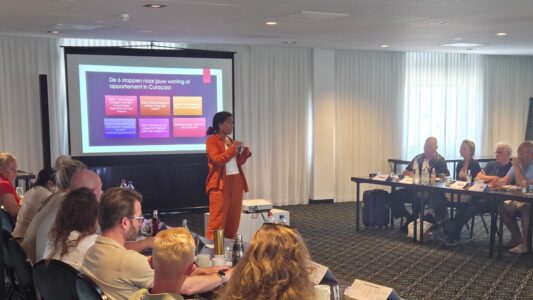 seminar emigreren Curacao
