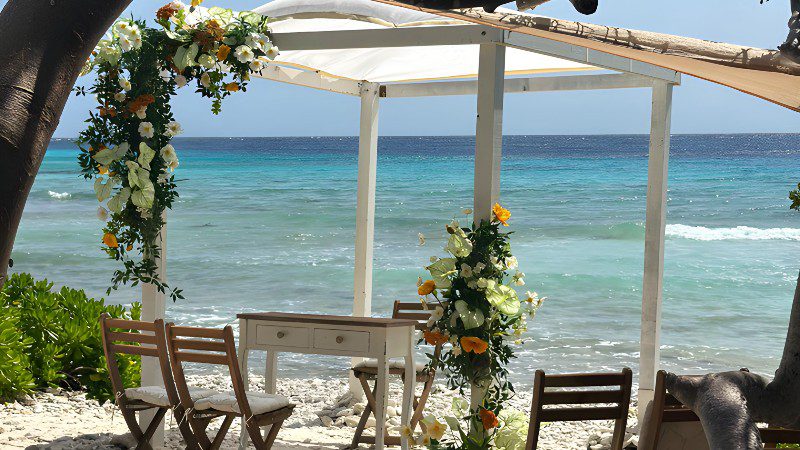 romantic setting beach wedding curacao gazebo 800x450 1