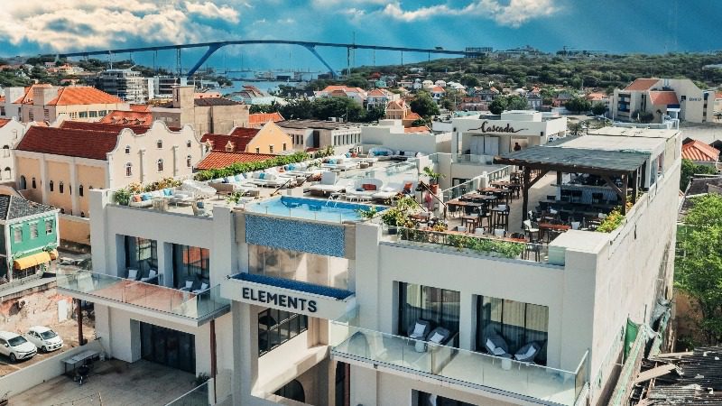 Curacao 2025: nieuwe accommodaties 13 Elements Hotel Pietermaai Curacao dakterras