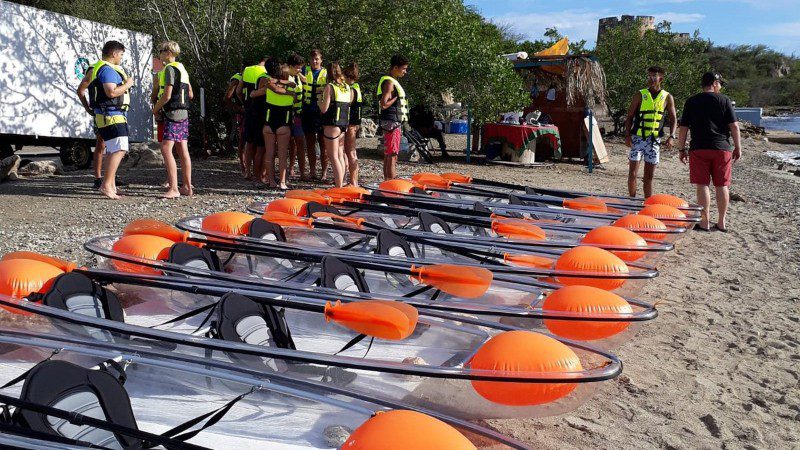 crystal clear canoe curacao 800x450 1
