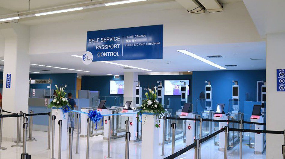 Portões eletrônicos Aeroporto de Curaçao Hato