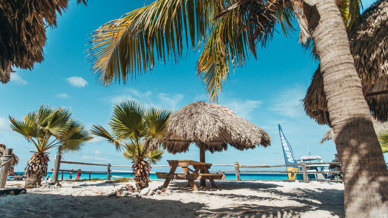 Klein Curacao | Mermaid 11 mermaid klein curacao beach house palapa 800x450 1