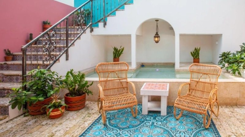 boutique hotel curacao boho jacuzzi 800x450 1