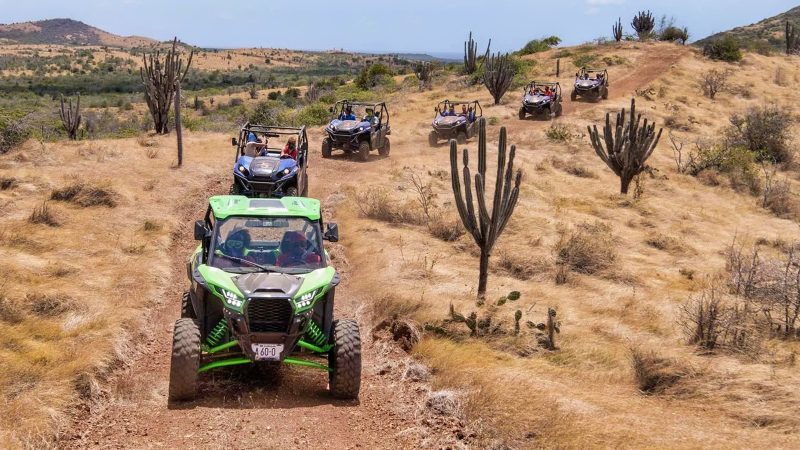 Buggy tour Off-Road 'Go West' (Vá para o Oeste) 11 buggy curacao zelf rijden 800x450 1