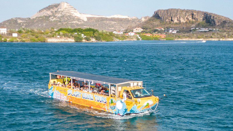 Busboot tour 4 Splashy busboot amfibiebus curacao 800x450 1