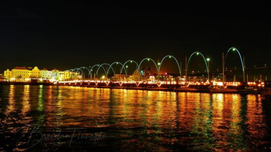 Huwelijksaanzoek op Curacao 8 pontjesbrug emmabrug Curacao