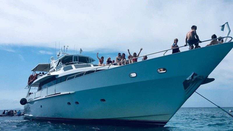 Klein Curacao | Weekend Supreme 16 miss ann yacht serendipity klein curacao 800x450 1