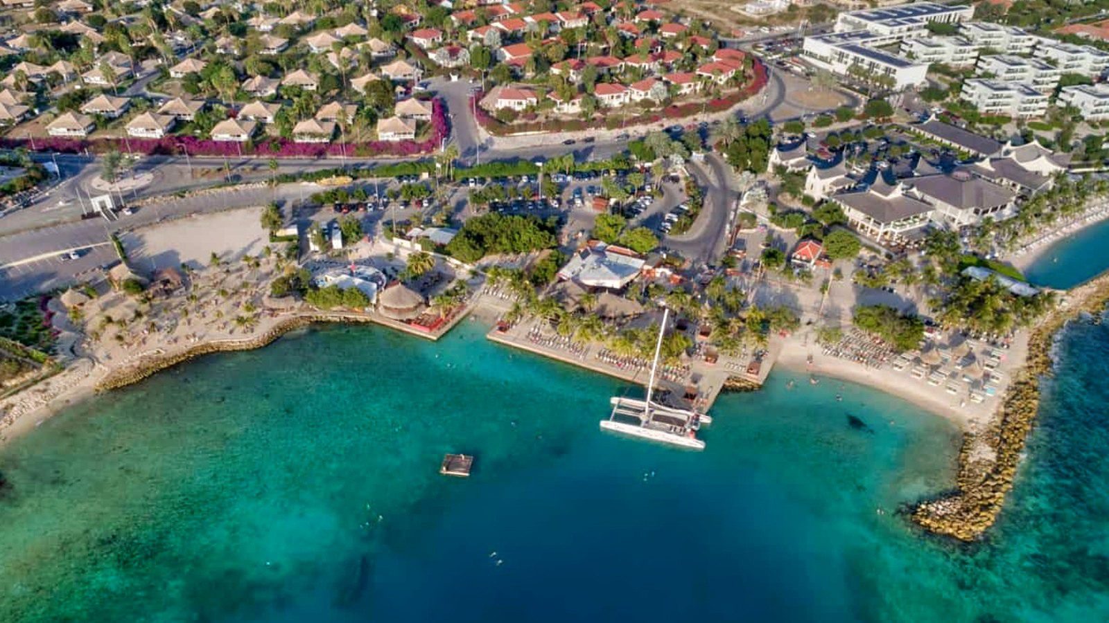 Jan Thiel beach Curacao 1600x900 1