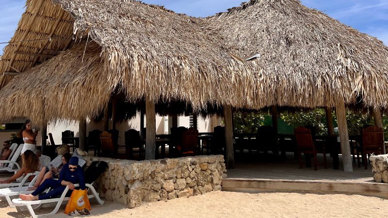 cas abou strand curacao terras beach bar