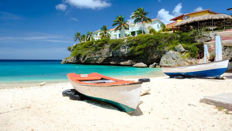 Playa Lagun zeezicht 800x450 1