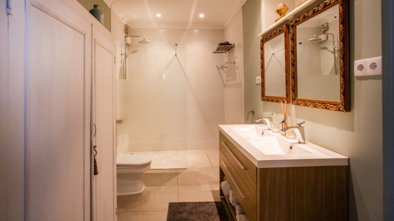 huize batavia curacao badkamer 800x450 1