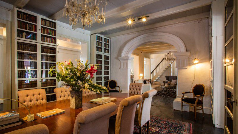 huize batavia curacao bibliotheek 800x450 1