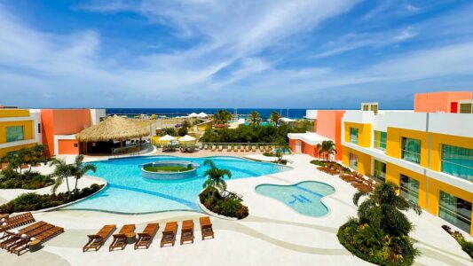 Accommodaties 3 Courtyard Curacao by Marriott