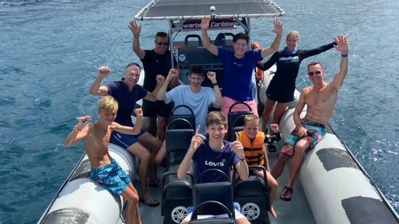 Powerboat snorkeltour Tugboat Spaanse Water 800x450 1