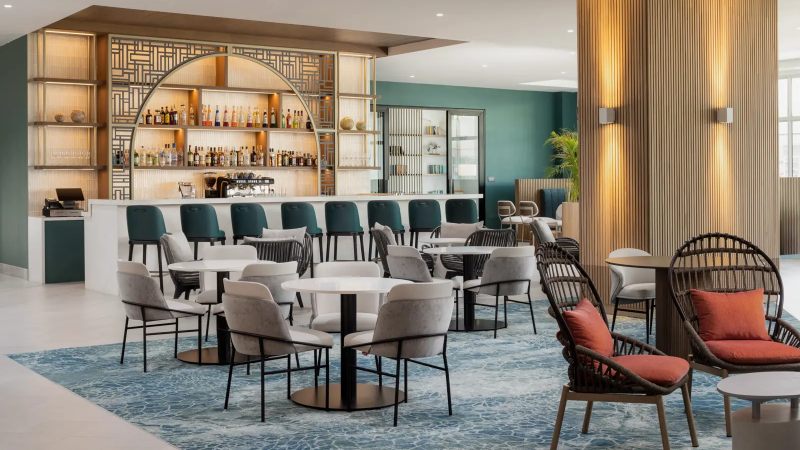 courtyard by marriott curacao lobby 800x450 1