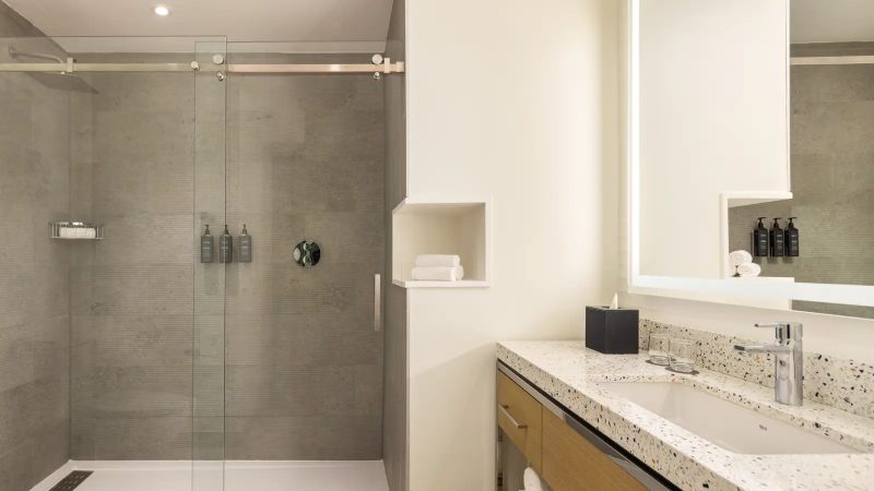 courtyard curacao marriott badkamer 800x450 1