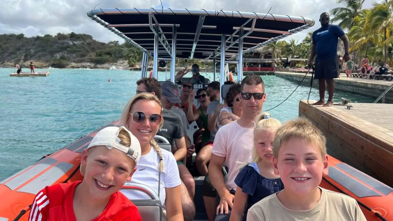 powerboat jan thiel snorkeltour 800x450 1