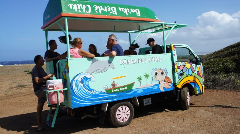 banda abou tours curacao safariwagen barku berde 800x450 1