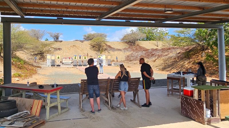 schietbaan curacao third monkey shooting 800x450 1