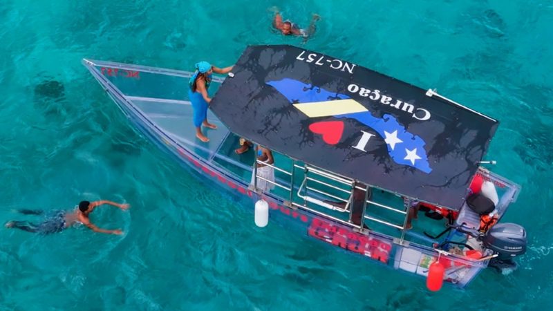 Glasbodem boot 8 clearbottom boat curacao 800x450 1