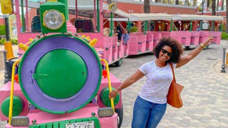 trolley train curacao 800x450 1