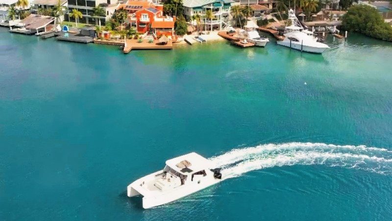 Luxe privé catamaran Curaçao | high-end 4 Private charter high end 800x450 1
