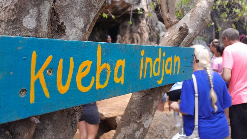 Curaçao Jeep Safari: Grot, Kunuku en Porto Mari 10 curacao jeep safari grotten kueba indjan 800x450 1